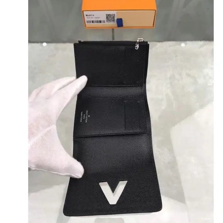 Fashion Reps Bags 19T1L0141 LV 0608